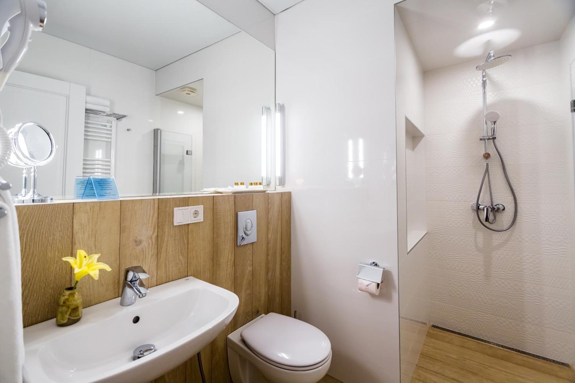Boutique Apart Upe Tiflis Habitación foto